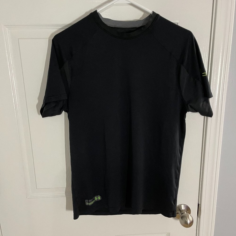 Black Under Armour HeatGear Combine Training Sz M